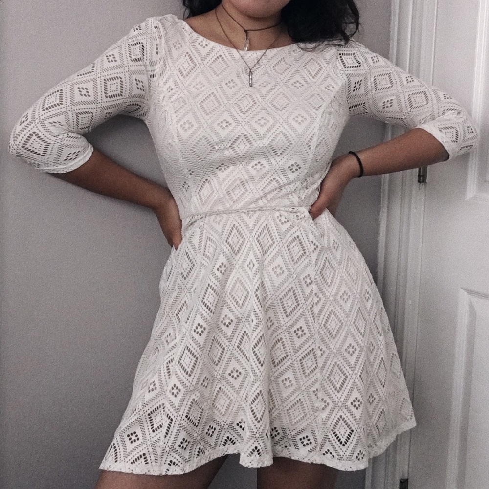 LILY ROSE LACE DRESS